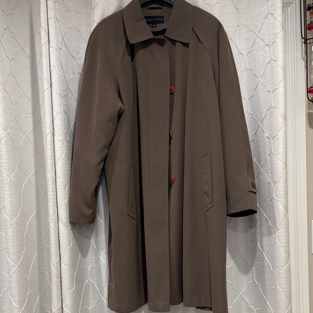 Gallery Women's Tan Trench Coats